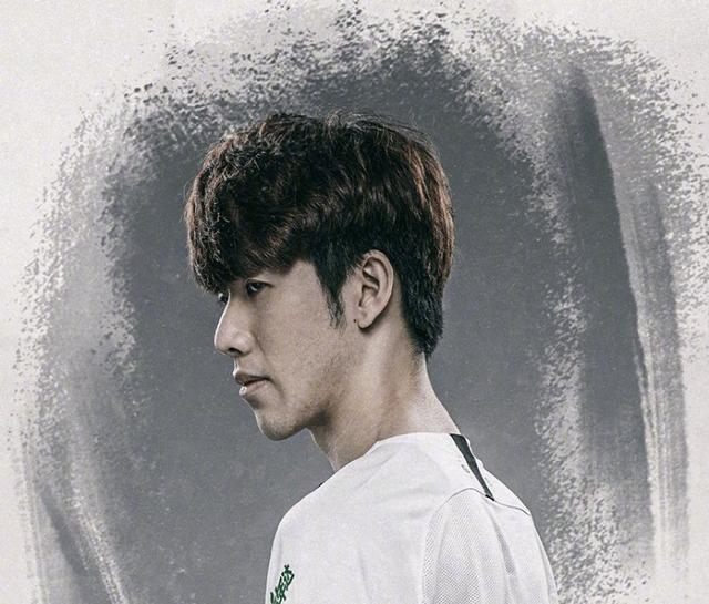 女足运动发 女足运动发